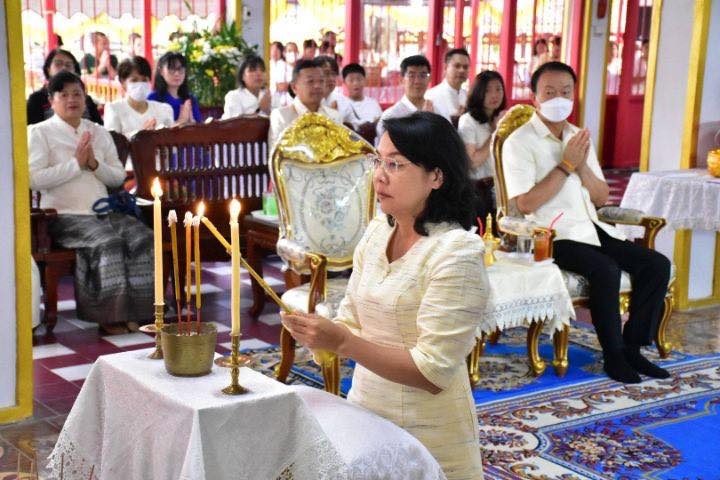 ร่วมกิจกรรมทําบุญตักบาตร เนื่องในเทศกาลวันวิสาขบูชา ประจําปี พ.ศ.2568..คลิก