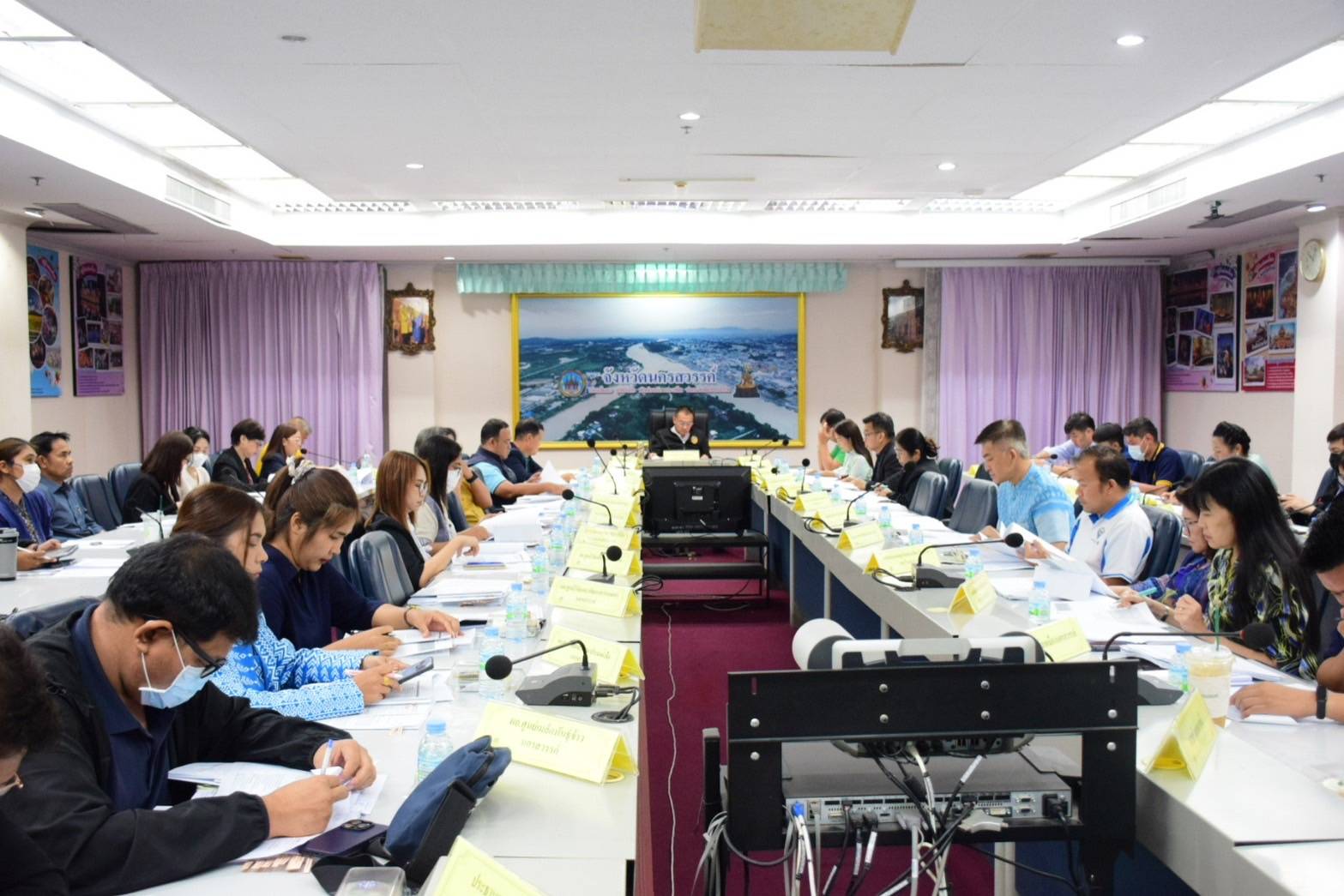 ศปจ.นครสวรรค์ เข้าร่วมประชุมคณะอนุกรรมการกลุ่มภารกิจด้านเศรษฐกิจ ณ ศาลากลางจังหวัดนครสวรรค์ 