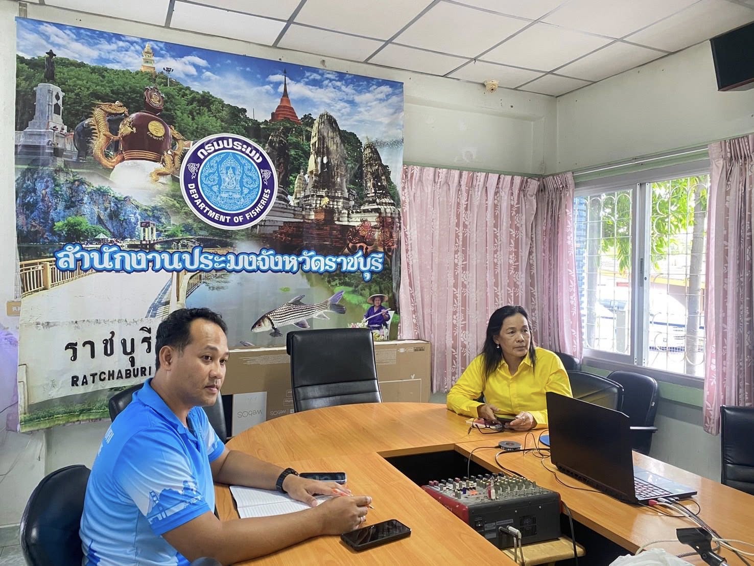 เข้าร่วมประชุมหารือแก้ไขสัญญาการจัดซื้อกุ้งก้ามกราม..คลิก