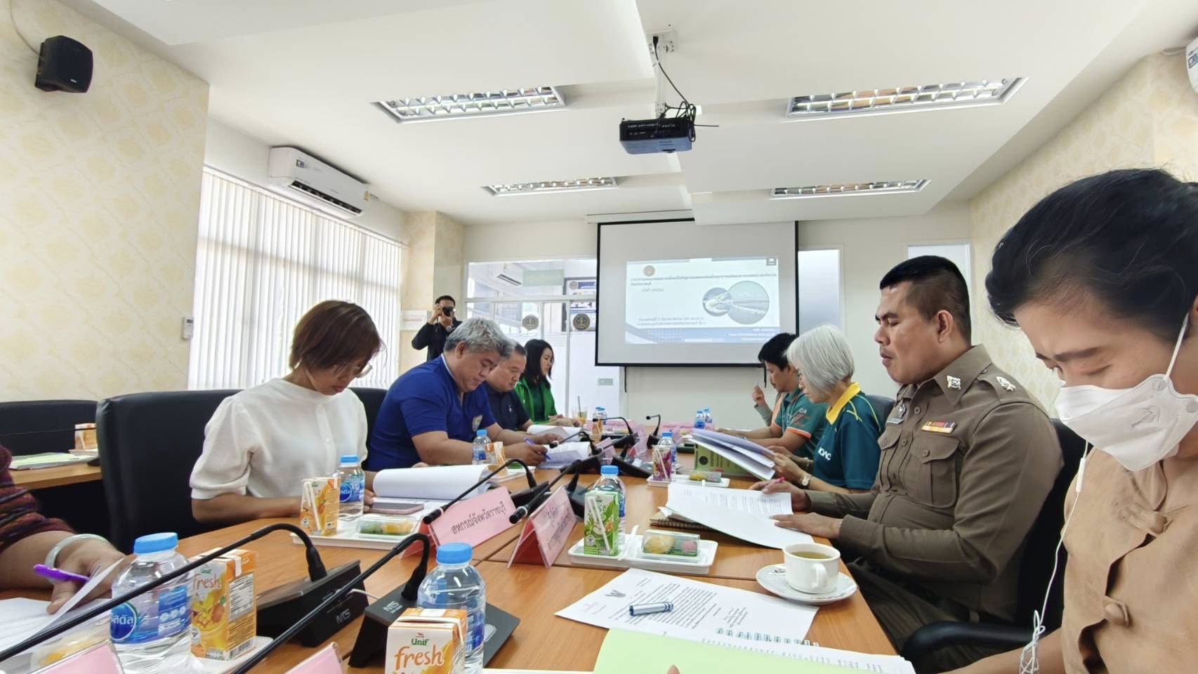 เข้าร่วมประชุมคณะกรรมการเพื่อแก้ไขปัญหาเกษตรกรอันเนื่องมาจากผลิตผลการเกษตรระดับจังหวัด จังหวัดราชบุรี ครั้งที่ 1/2568..คลิก