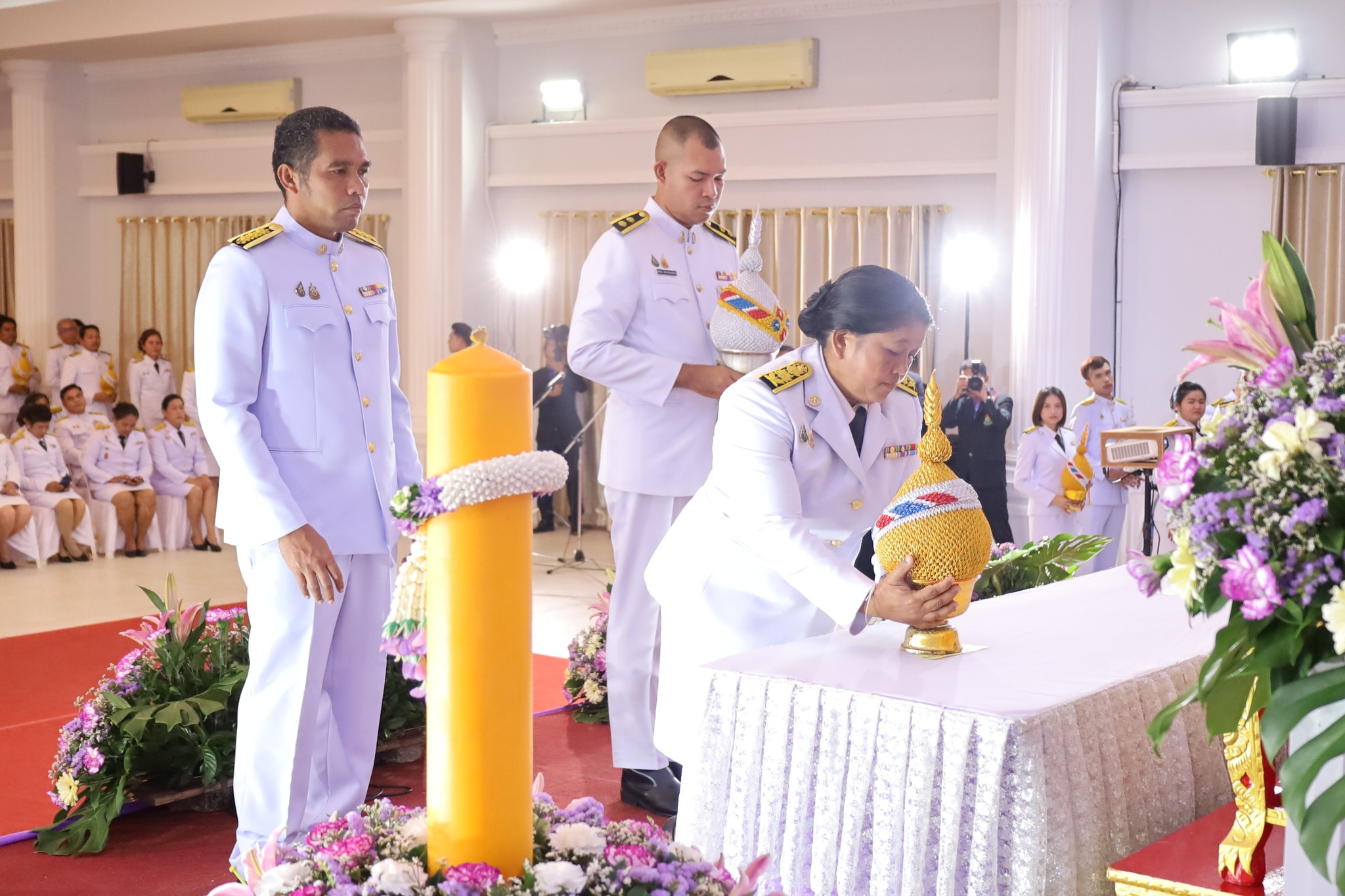 พิธีถวายเครื่องราชสักการะ และวางพานพุ่ม ถวายพระพรชัยมงคล เนื่องในวันเฉลิมพระชนมพรรษา สมเด็จพระนางเจ้าฯ พระบรมราชินี 3 มิถุนายน 2568