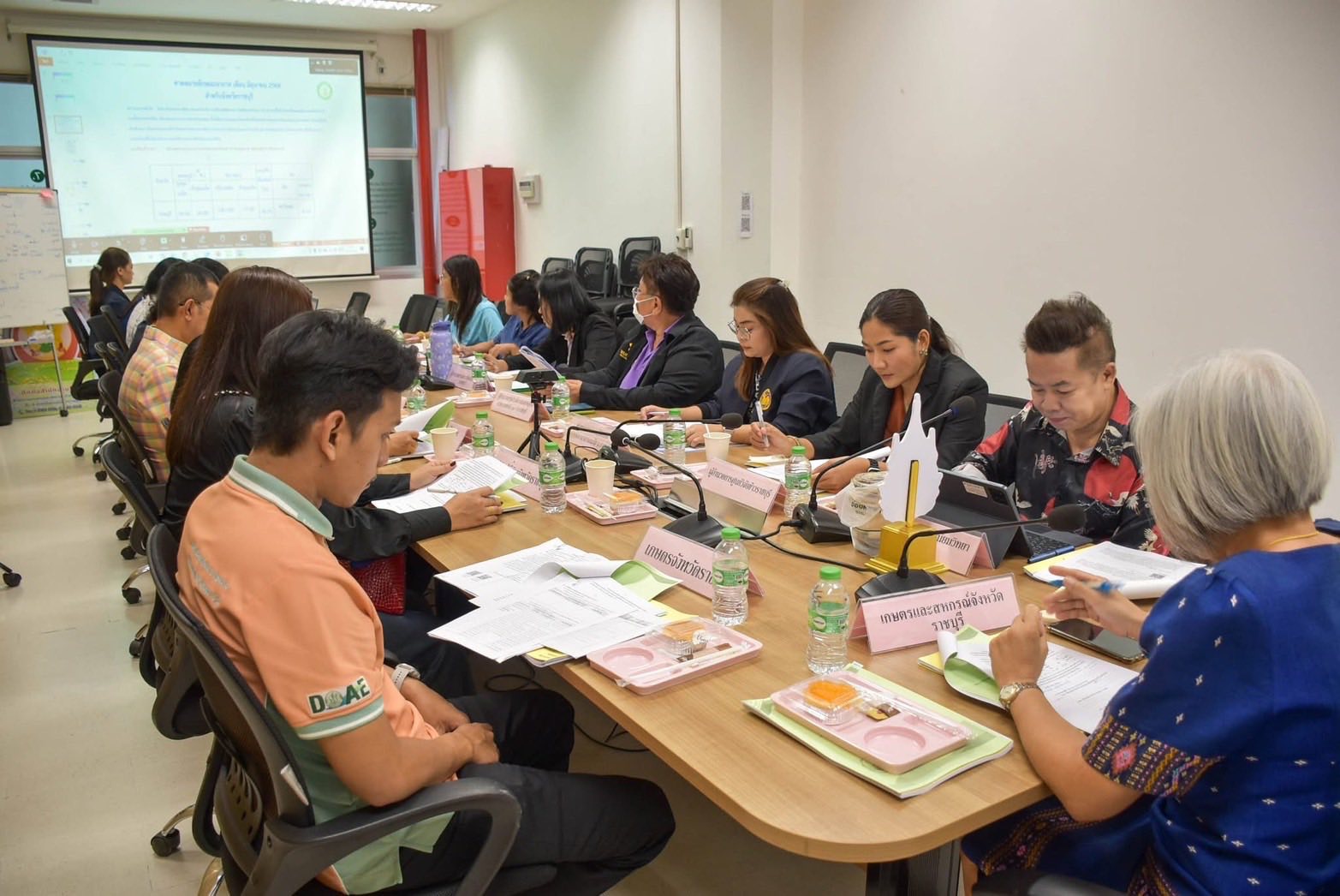 เข้าร่วมประชุมคณะกรรมการศูนย์ติดตามและแก้ไขปัญหาภัยพิบัติด้านการเกษตรจังหวัดราชบุรี ครั้งที่ 5/2568..คลิก