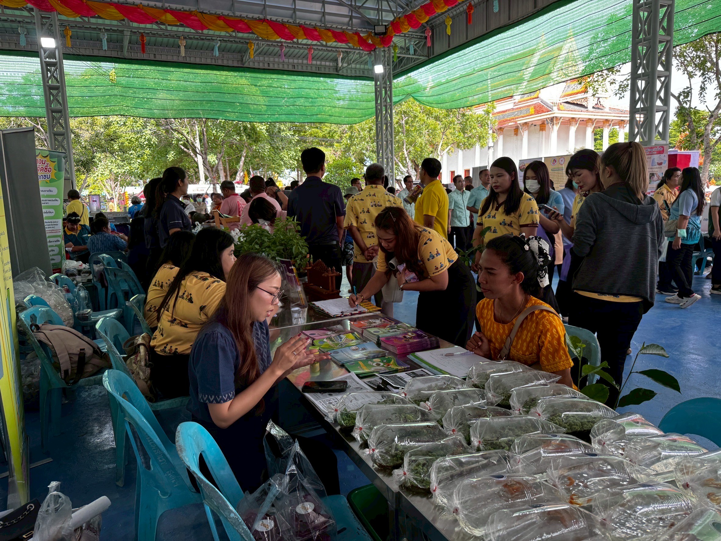 ร่วมโครงการ “หน่วยบำบัดทุกข์ บำรุงสุข สร้างรอยยิ้มให้ประชาชน” ประจำปี 2568 พื้นที่อำเภอโพธิ์ทอง..คลิก