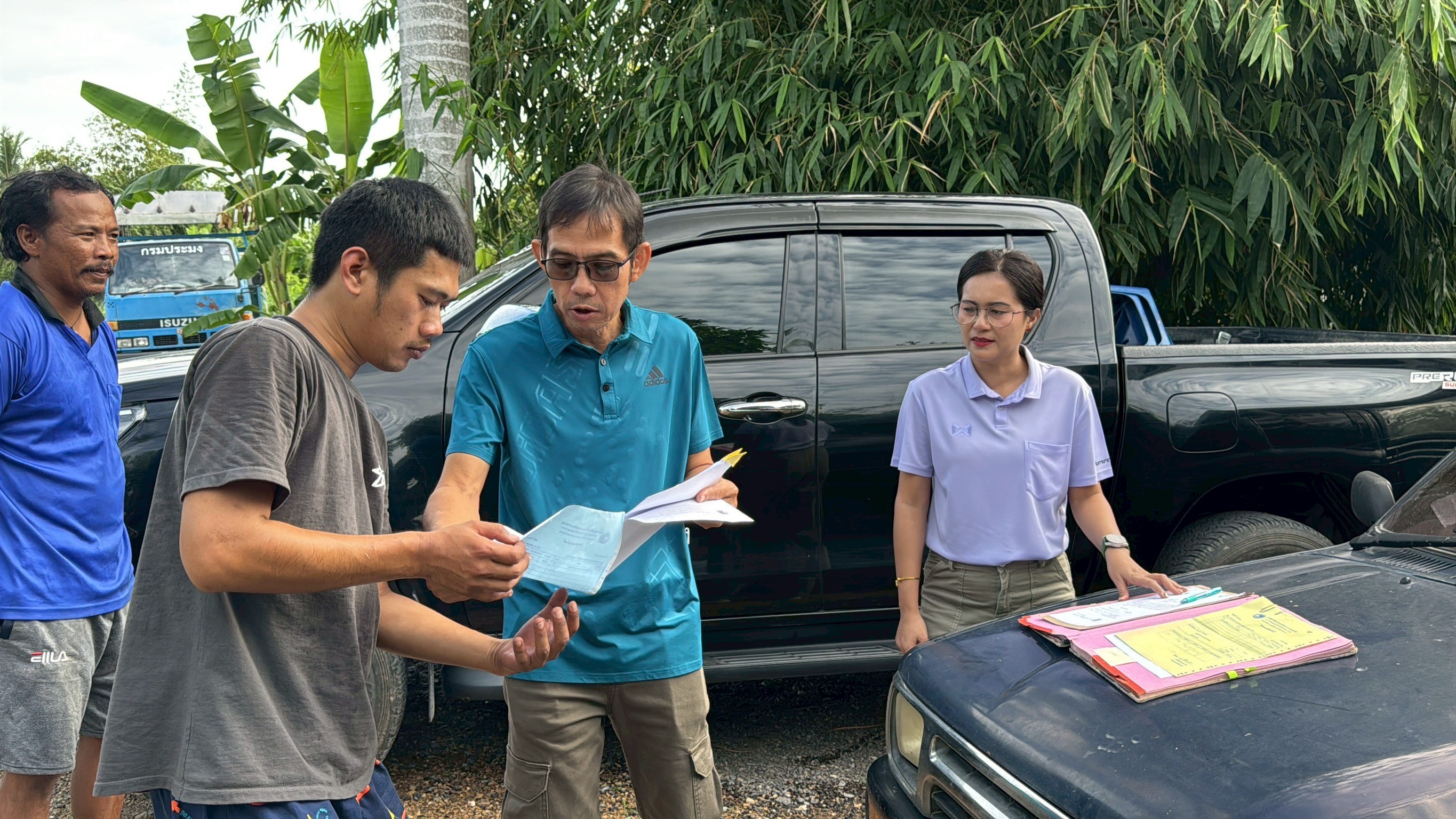 ร่วมปล่อยพันธุ์สัตว์น้ำเศรษฐกิจ พันธุ์กุ้งก้ามกราม ณ หนองวังนาค ในพื้นที่อำเภอแสวงหา บึงคลองแพและบึงบ้านเชียง ในพื้นที่อำเภอสามโก้ จังหวัดอ่างทอง