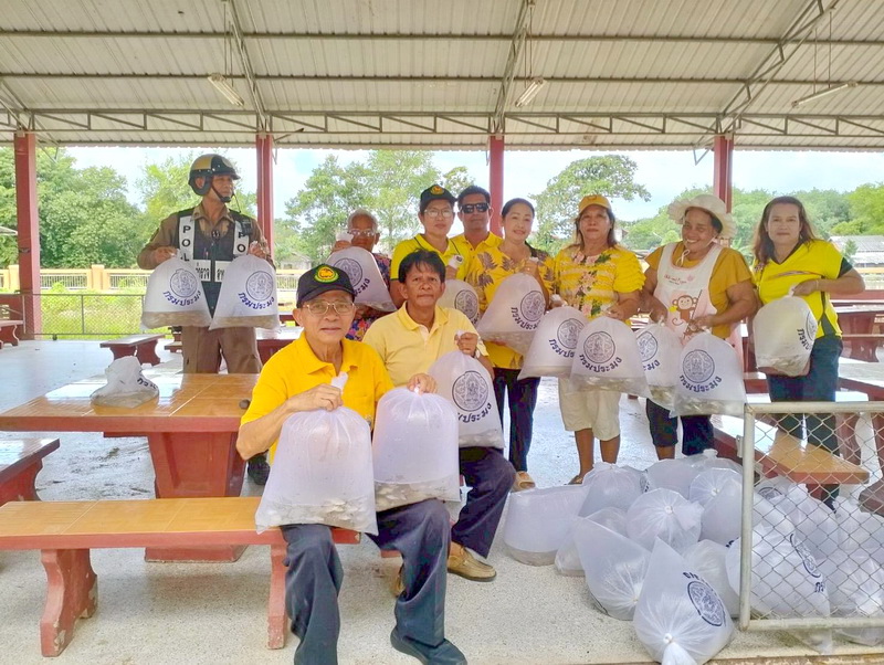 สนับสนุนพันธุ์ปลากินพืช เพื่อปล่อยลงสู่คลองชะอวด อ.ชะอวด จ.นครศรีธรรมราช