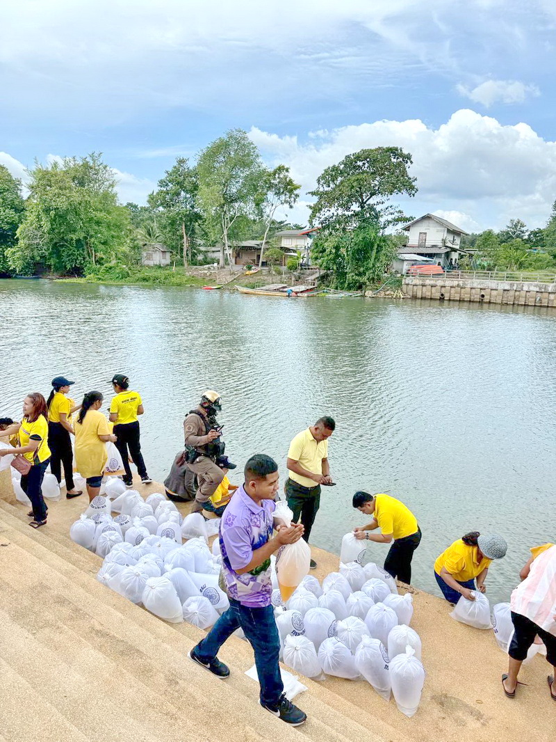สนับสนุนพันธุ์ปลากินพืช เพื่อปล่อยลงสู่คลองชะอวด อ.ชะอวด จ.นครศรีธรรมราช..คลิก
