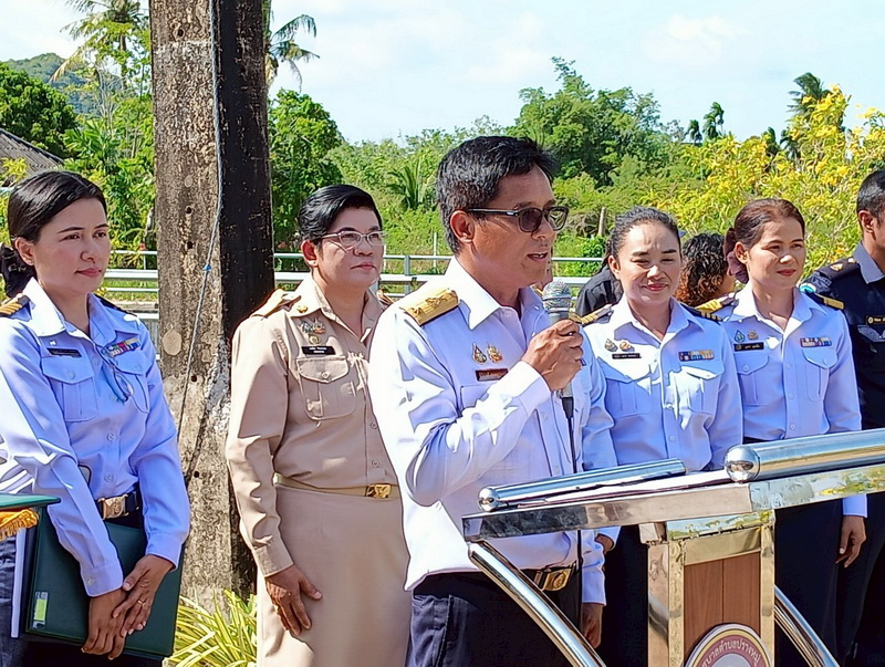 ร่วมปล่อยพันธุ์ปลากินพืช ลงสู่คลองภู่ อ.เมือง จ.พัทลุง