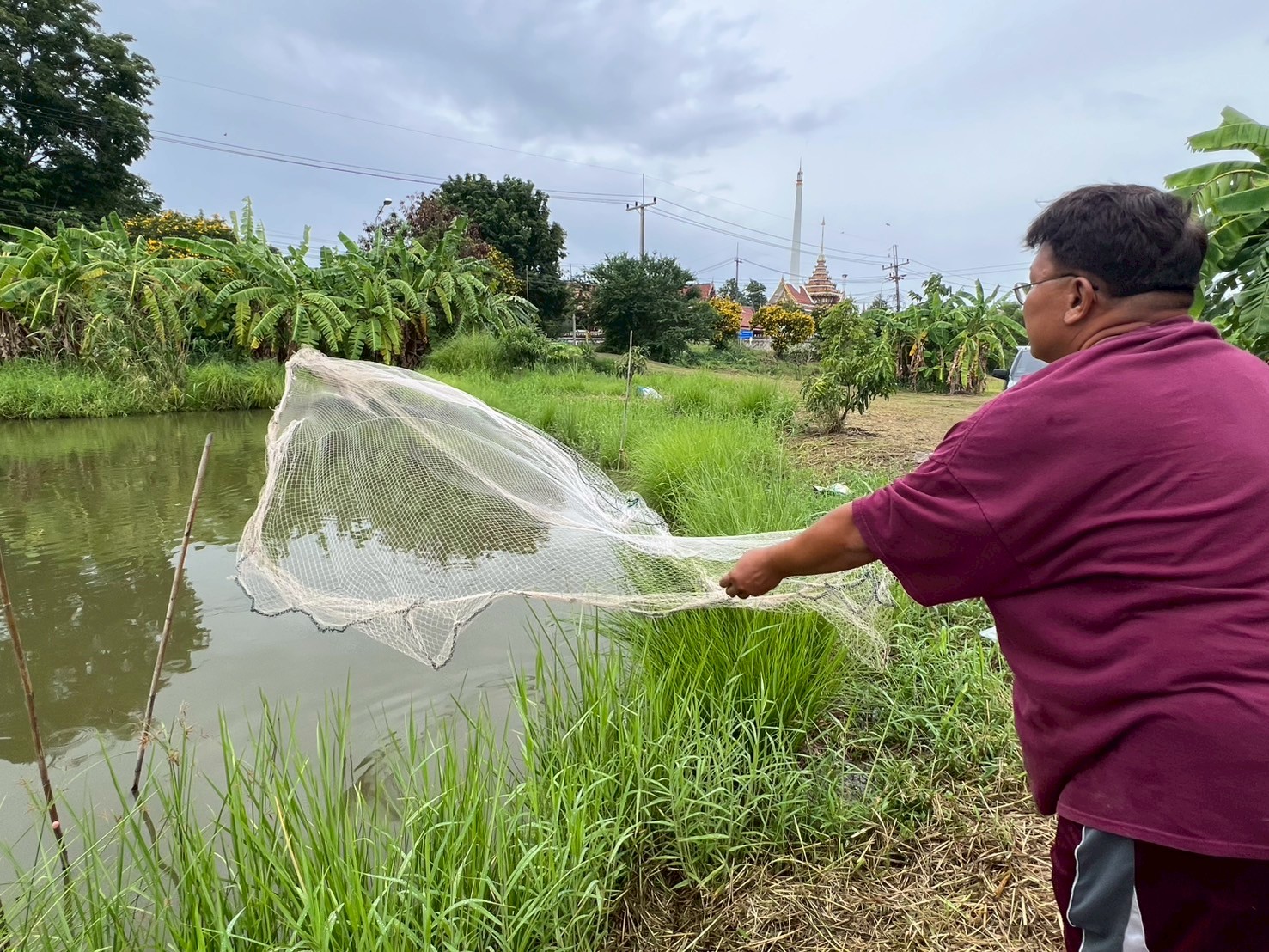 ลงพื้นที่ติดตามเกษตรกรหลังเข้าร่วมโครงการส่งเสริมอาชีพประมง กิจกรรมพัฒนาศักยภาพเกษตรกรสู่ Smart Farmer ปีงบประมาณ 2568..คลิก