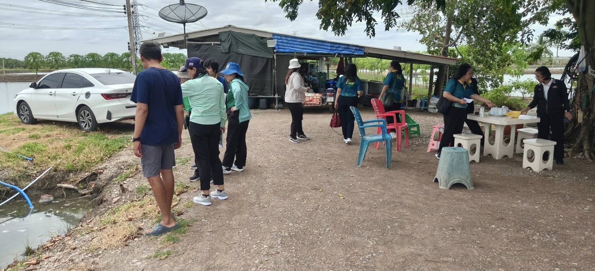 ลงพื้นที่ต้อนรับและให้ข้อมูลคณะติดตามผลการดำเนินงานโครงการสร้างความเข้มแข็งกลุ่มการผลิตด้านประมง ประจำปีงบประมาณ พ.ศ. 2568..คลิก