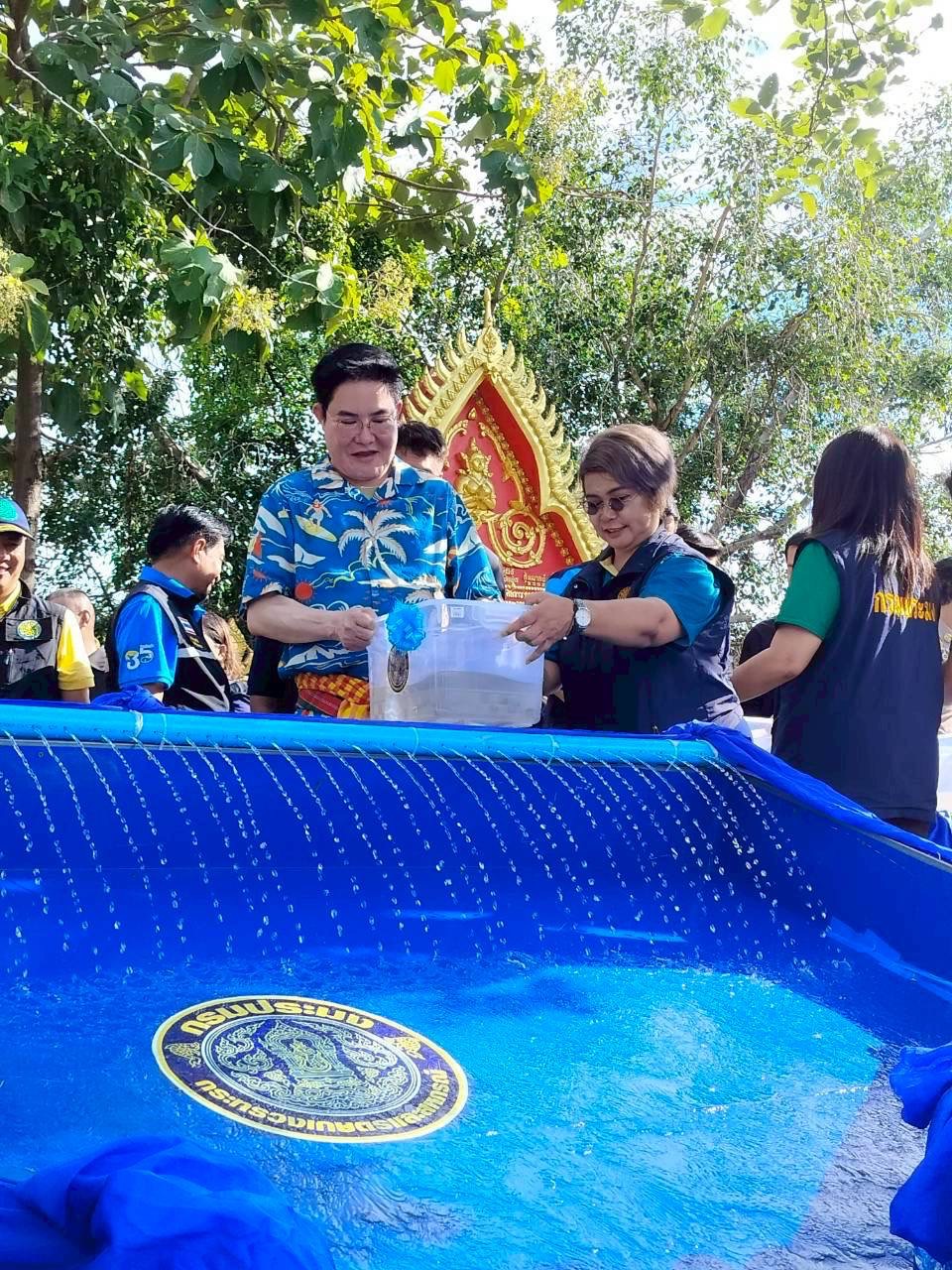 ร่วมต้อนรับการตรวจราชการในพื้นที่จังหวัดร้อยเอ็ด ของนายอัครา พรหมเผ่า รัฐมนตรีช่วยว่าการกระทรวงเกษตรและสหกรณ์
