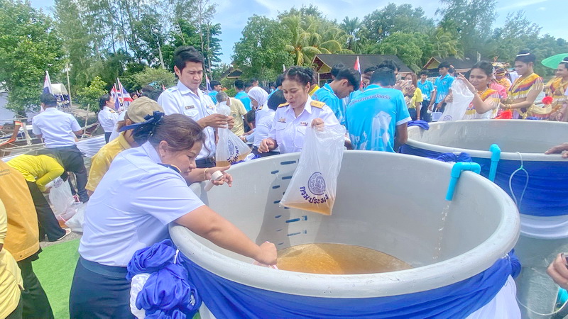 ร่วมปล่อยพันธุ์สัตว์น้ำเนื่องในวันประมงแห่งชาติ ปี 2568 จังหวัดตรัง