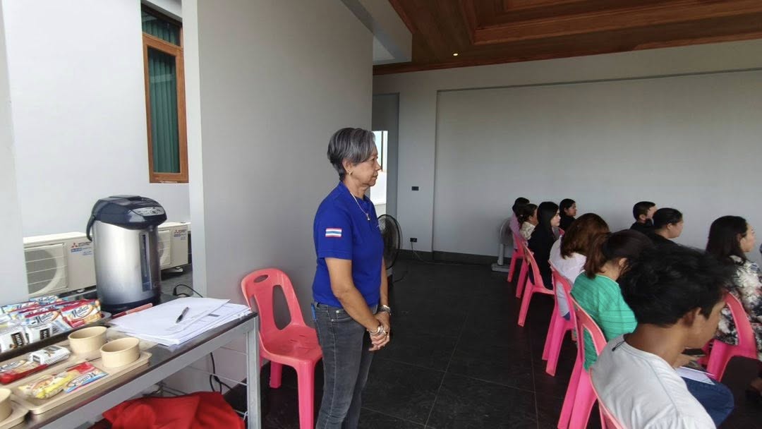 ร่วมดำเนินการจัดตั้งกลุ่มเกษตรกรผู้เลี้ยงกุ้งก้ามกรามเพื่อการส่งออกตำบลโพหัก