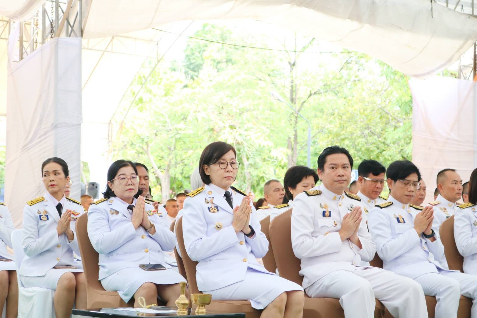 เข้าร่วมกิจกรรมเฉลิมพระเกียรติพระบาทสมเด็จพระปรเมนทรมหาอานันทมหิดล พระอัฐมรามาธิบดินทร เนื่องในโอกาสวันพระบรมราชสมภพครบ 100 ปี