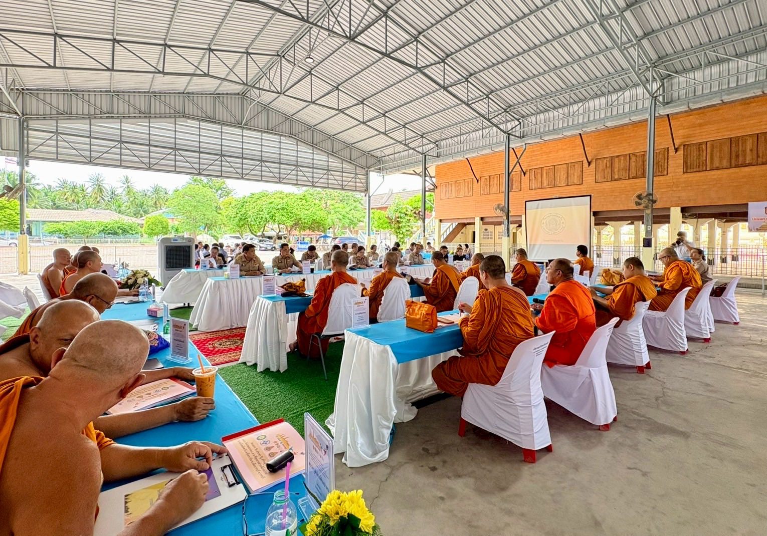 เข้าร่วมถวายการต้อนรับประธานคณะกรรมการลงพื้นที่ติดตาม ตรวจเยี่ยม ประเมินโครงการวัด ประชารัฐ สร้างสุข ระดับภาค ประจำปีงบประมาณ 2568..คลิก