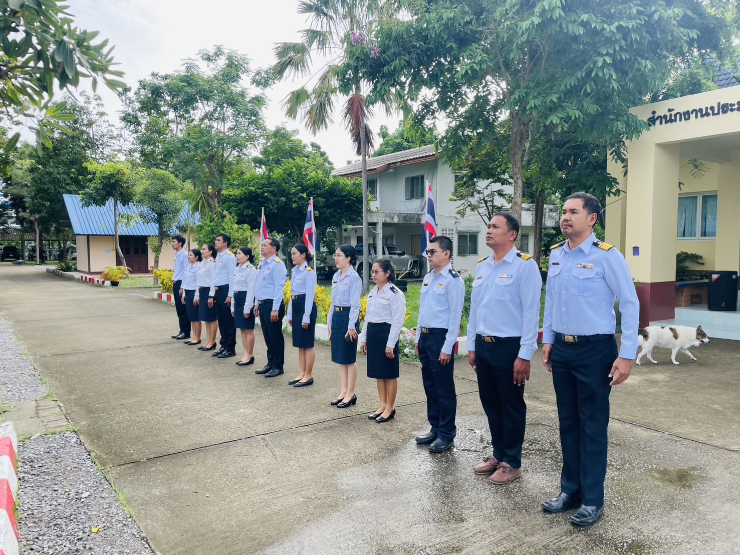 จัดกิจกรรมเคารพธงชาติและร้องเพลงชาติไทย เนื่องในวันพระราชทานธงชาติไทย