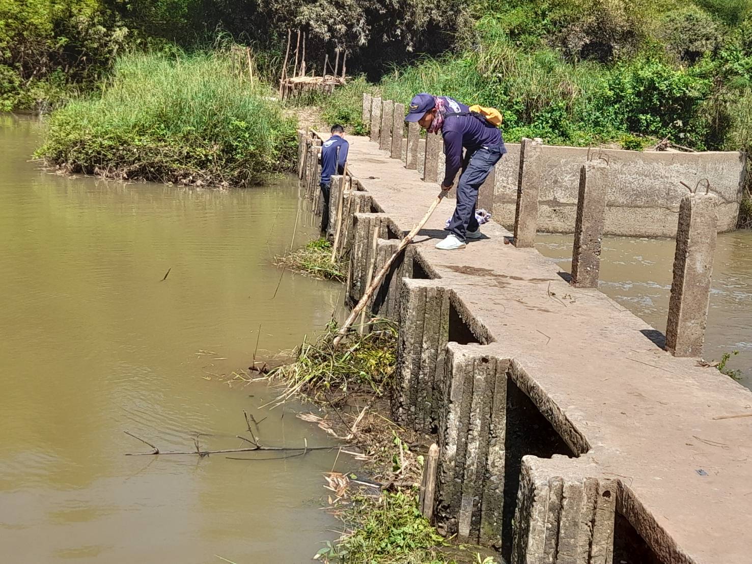 ปฎิบัติงานควบคุมและเฝ้าระวังการทำการประมงในพื้นที่อำเภอศรีบุญเรือง