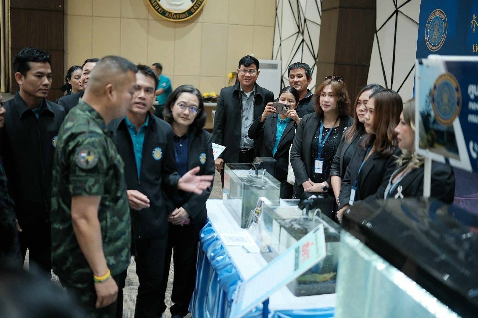 ร่วมงาน “วันกุ้งเพชรบุรี ครั้งที่ 4” 