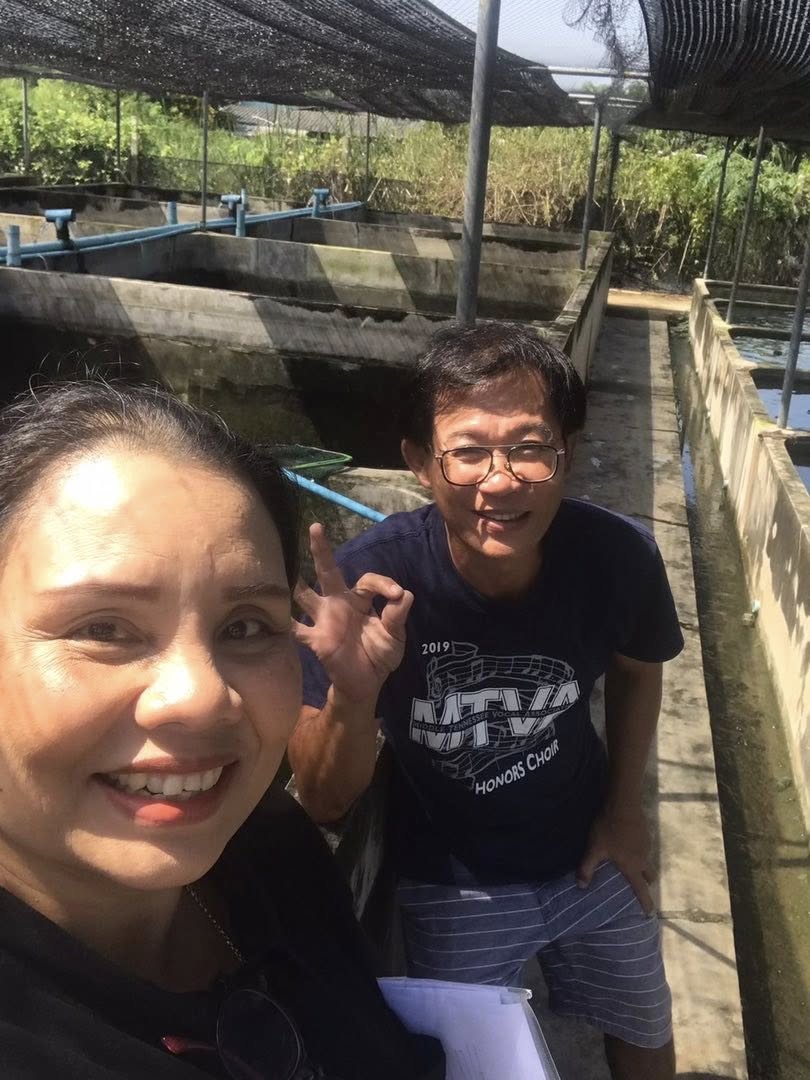 ลงพื้นที่เยี่ยมฟาร์มเพาะเลี้ยงสัตว์น้ำสวยงาม (ปลาทอง) พร้อมรับคำขอต่ออายุทะเบียนเกษตรกรผู้เพาะเลี้ยงสัตว์น้ำ (ทบ.1)