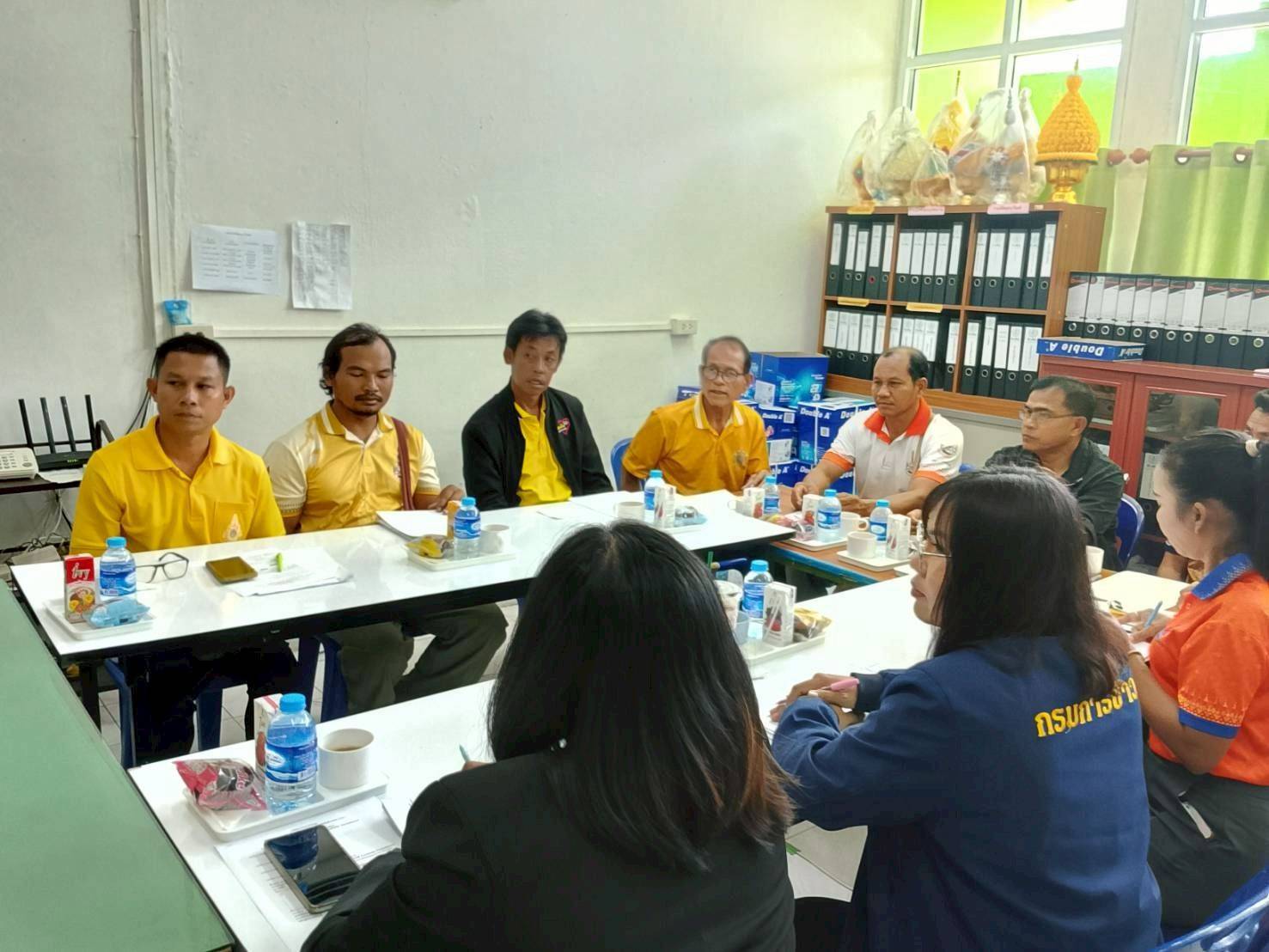 เข้าร่วมประชุมคณะทำงานขับเคลื่อนงานด้านการเกษตรระดับอำเภอไพรบึง