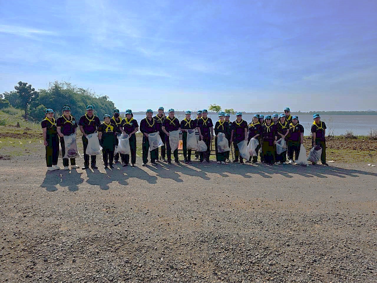 ศปจ.นครสวรรค์ เข้าร่วมกิจกรรมจิตอาสาบำเพ็ญประโยชน์และสาธารณกุศลถวายพระราชกุศล วันเฉลิมพระเกียรติพระมงกุฎเกล้าเจ้าอยู่หัว..คลิก