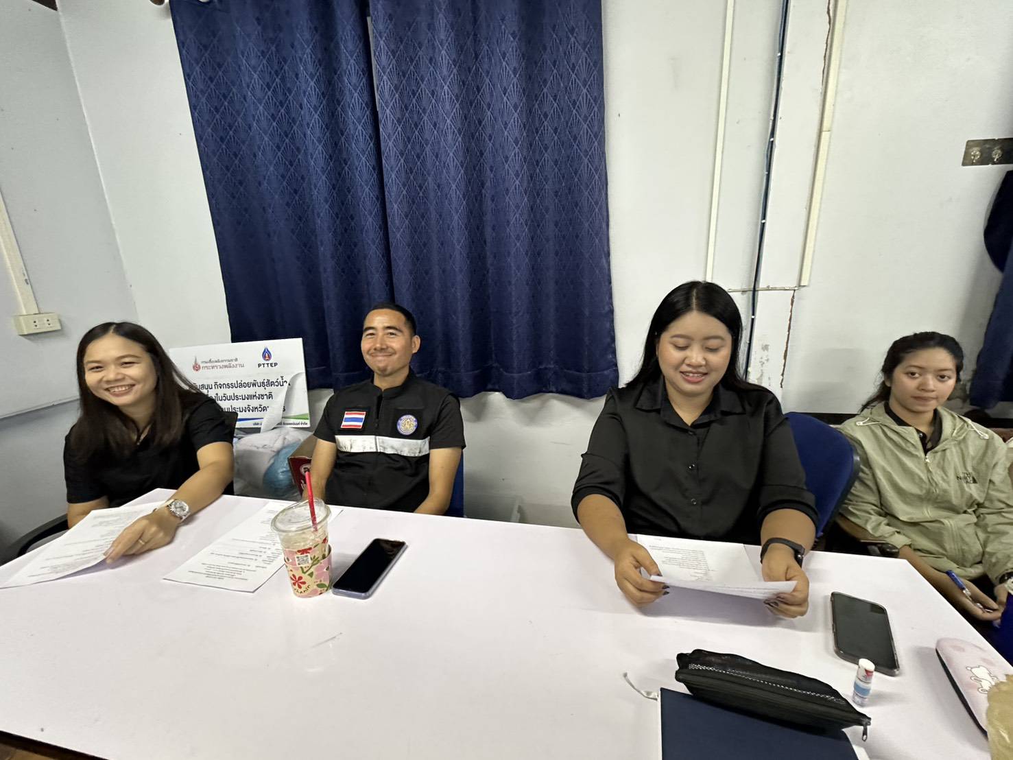 ประชุมข้าราชการ พนักงานราชการ พนักงานจ้างเหมา สังกัดสำนักงานประมงจังหวัดชุมพร ประจำเดือนธันวาคม 2568..คลิก