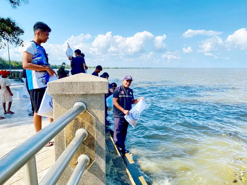 ร่วมปล่อยพันธุ์ปลา ลงสู่ทะเลสาบสงขลา อ.เมือง จ.พัทลุง..คลิก