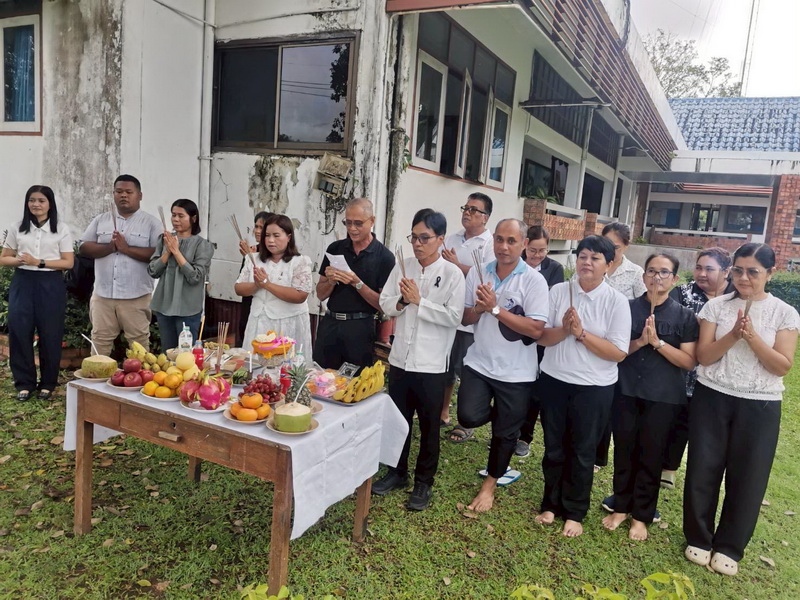 ร่วมจัดพิธีทำบุญเลี้ยงพระ ในโอกาสวันขึ้นปีใหม่ 2569..คลิก