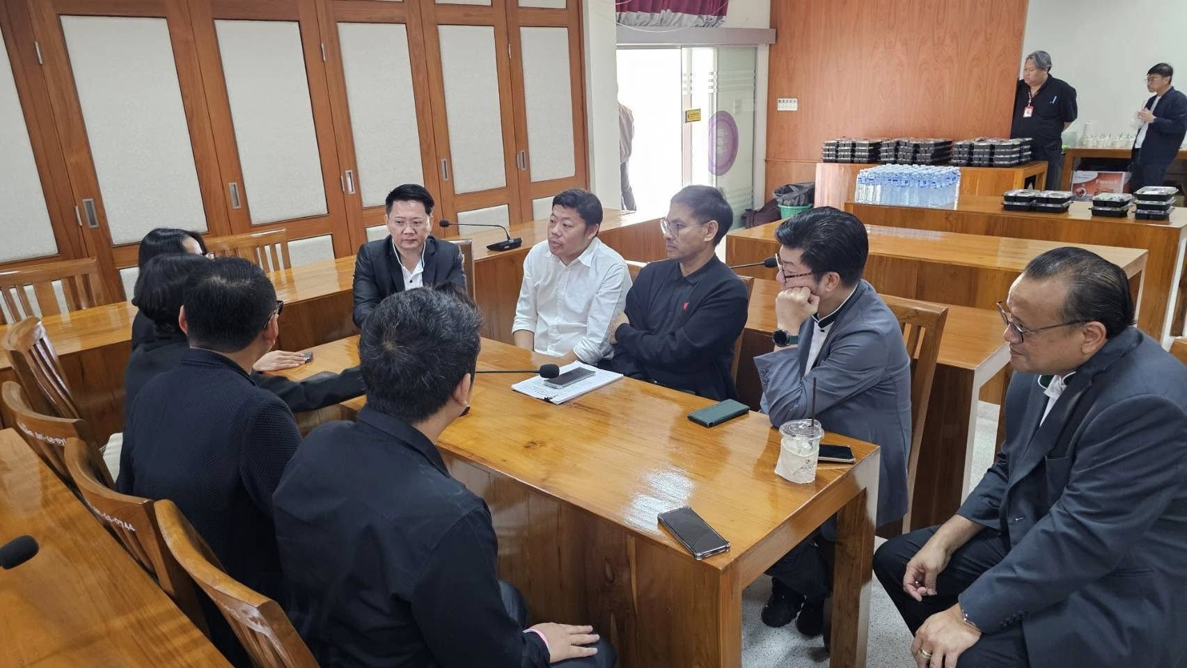 เข้าร่วมประชุม “การสร้างความรับรู้การขนส่งสัตว์น้ำสวยงามไปต่างประเทศผ่านไปรษณีย์ไทย”..คลิก