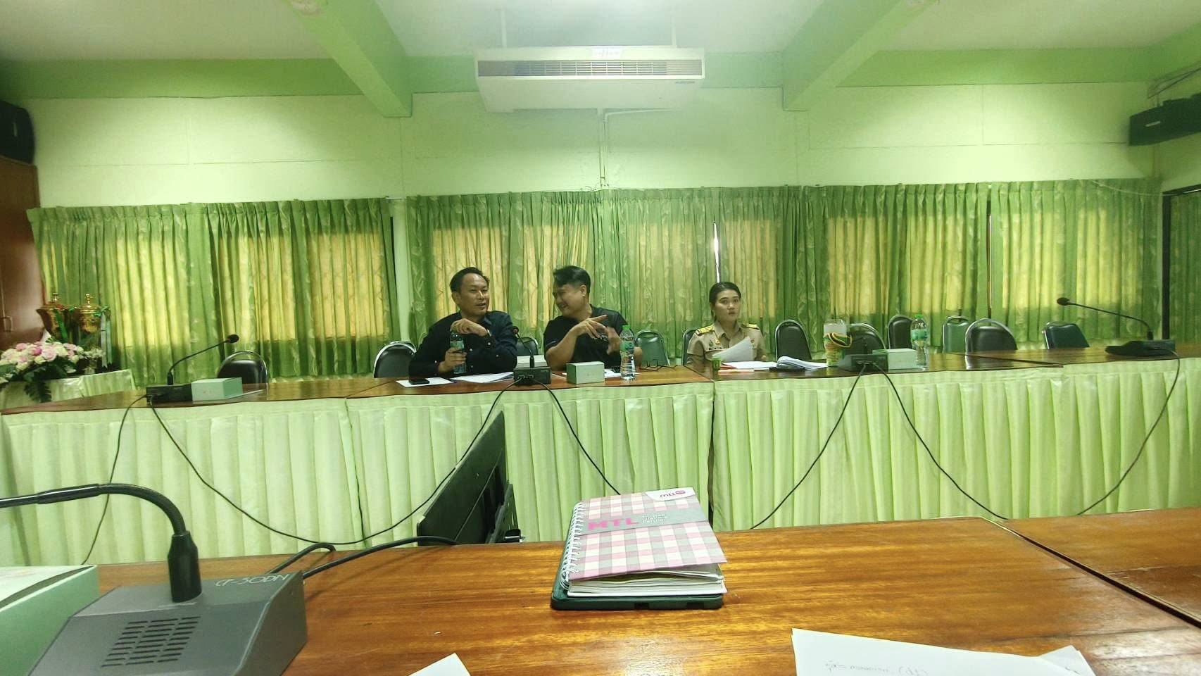 เข้าร่วมประชุมคณะกรรมการร่างขอบเขตของงานและกำหนดราคากลางการจ้างจัดงาน มหกรรมเกษตรแฟร์สามบุรี