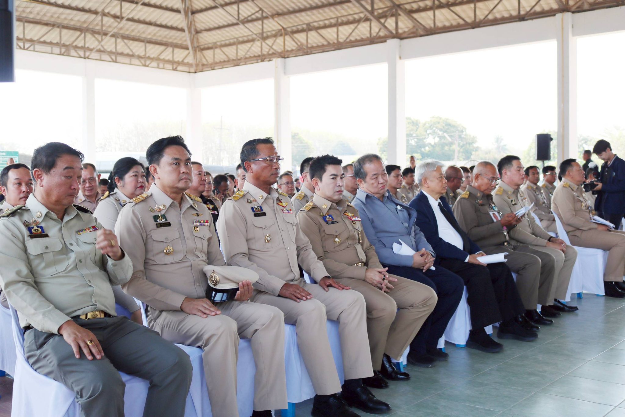 ร่วมต้อนรับ พลอากาศเอกชลิต พุกผาสุก องคมนตรี ประธานอนุกรรมการ..คลิก