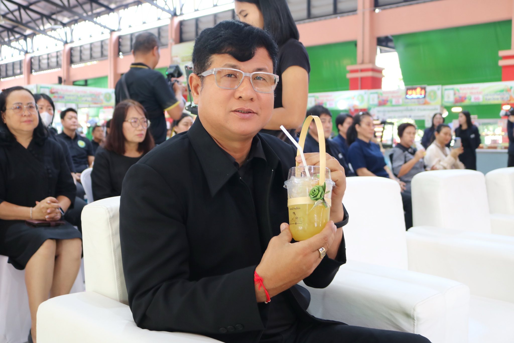  ร่วมงานประชาสัมพันธ์และส่งเสริมการตลาดพืชสมุนไพร โครงการพัฒนาส่งเสริมการเกษตรเพื่อเพิ่มมูลค่าสินค้าเกษตรและของดีจังหวัดราชบุรี 