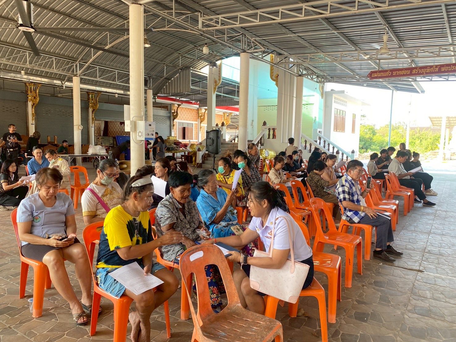 ร่วมจัดทำเวทีประชาคมรับฟังความคิดเห็นผู้มีส่วนได้ส่วนเสียในพื้นที่ ในร่างประกาศคณะกรรมการประมงประจังหวัดราชบุรี..คลิก