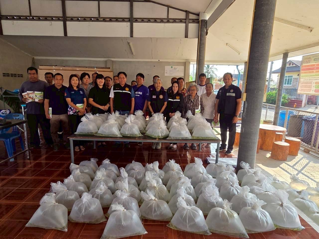 ลงพื้นที่ปฏิบัติงานโครงการศูนย์เรียนรู้การเพิ่มประสิทธิภาพการผลิตสินค้าเกษตร อำเภอเมืองราชบุรี