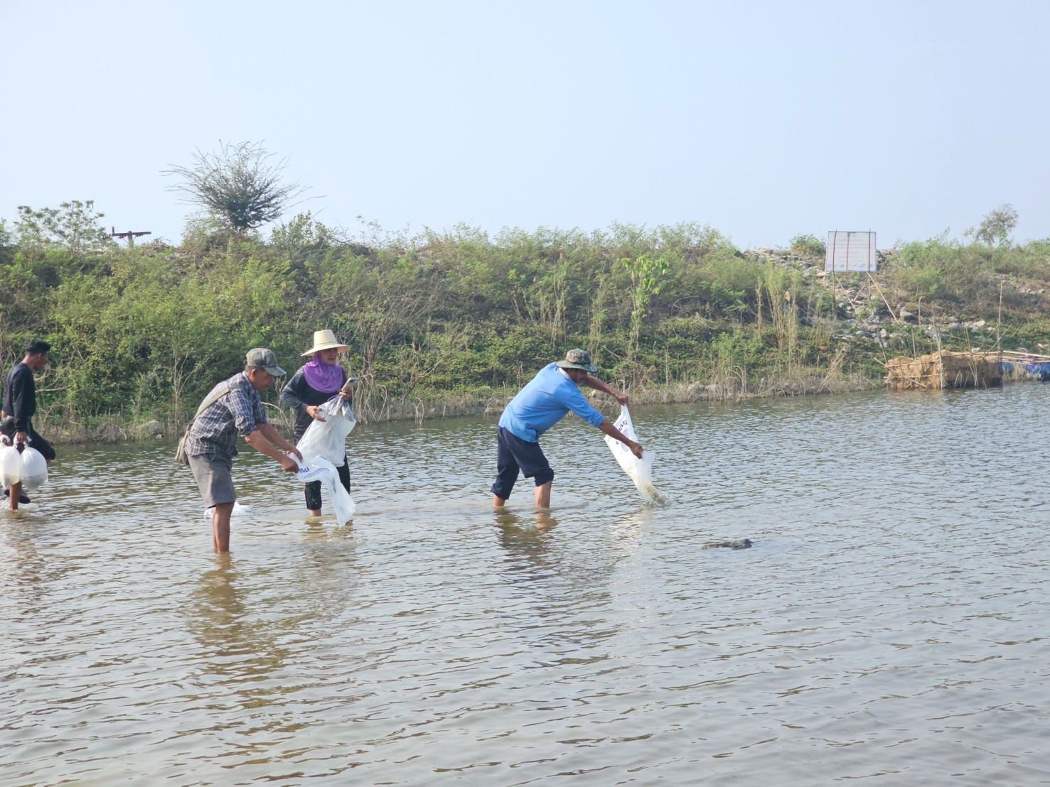  ลงพื้นที่ร่วมกับคณะกรรมการแหล่งน้ำชุมชน ฯ