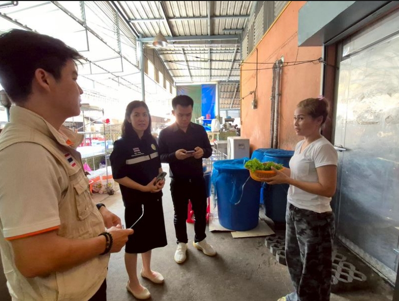 ลงพื้นที่ร่วมกับคณะทำงานตรวจรับรองร้านอาหารวัตถุดิบปลอดภัยเลือกใช้สินค้า Q (Q Restaurant) จังหวัดสระแก้ว เพื่อตรวจประเมินร้านอาหารวัตถุดิบปลอดภัยเลือกใช้สินค้า Q โดยเป็นการตรวจติดตามการรับรองตามมาตรฐาน จำนวน 3 ร้าน ในพื้นที่อำเภอเมืองสระแก้ว และอำเภอวัฒนานคร จังหวัดสระแก้ว