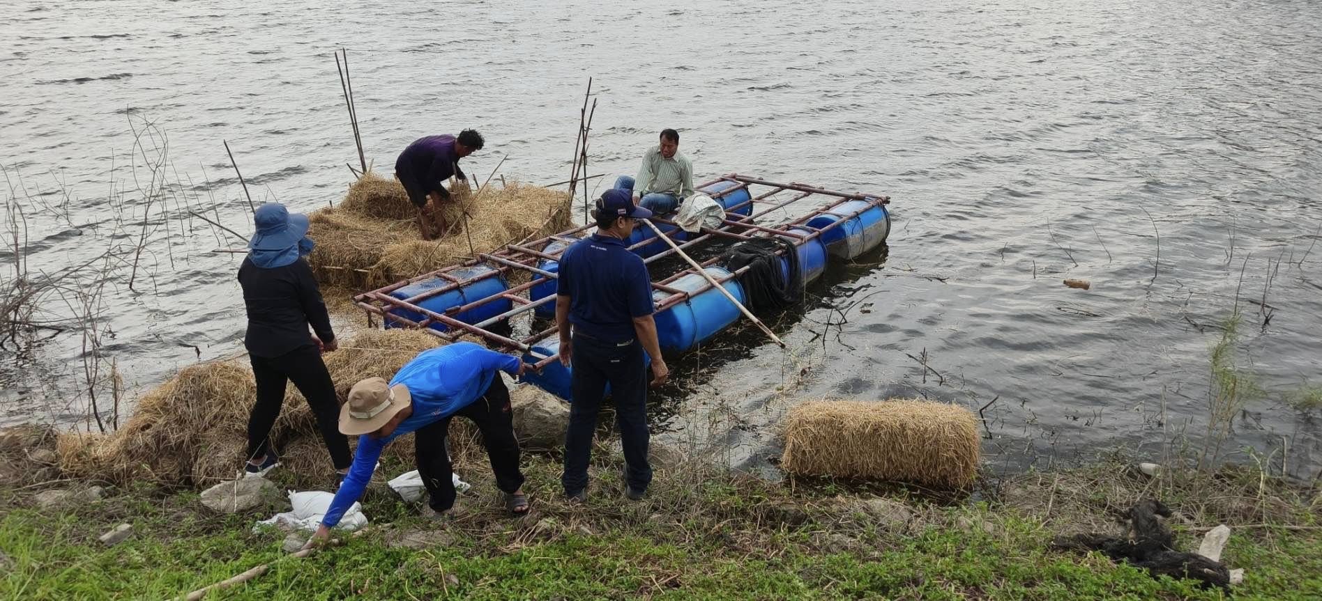 เติมวัสดุอาหารธรรมชาติ  อำเภอปากท่อ