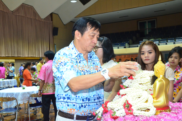 สืบสาน สงกรานต์ไทย ปี 2559  กร..ชมภาพ