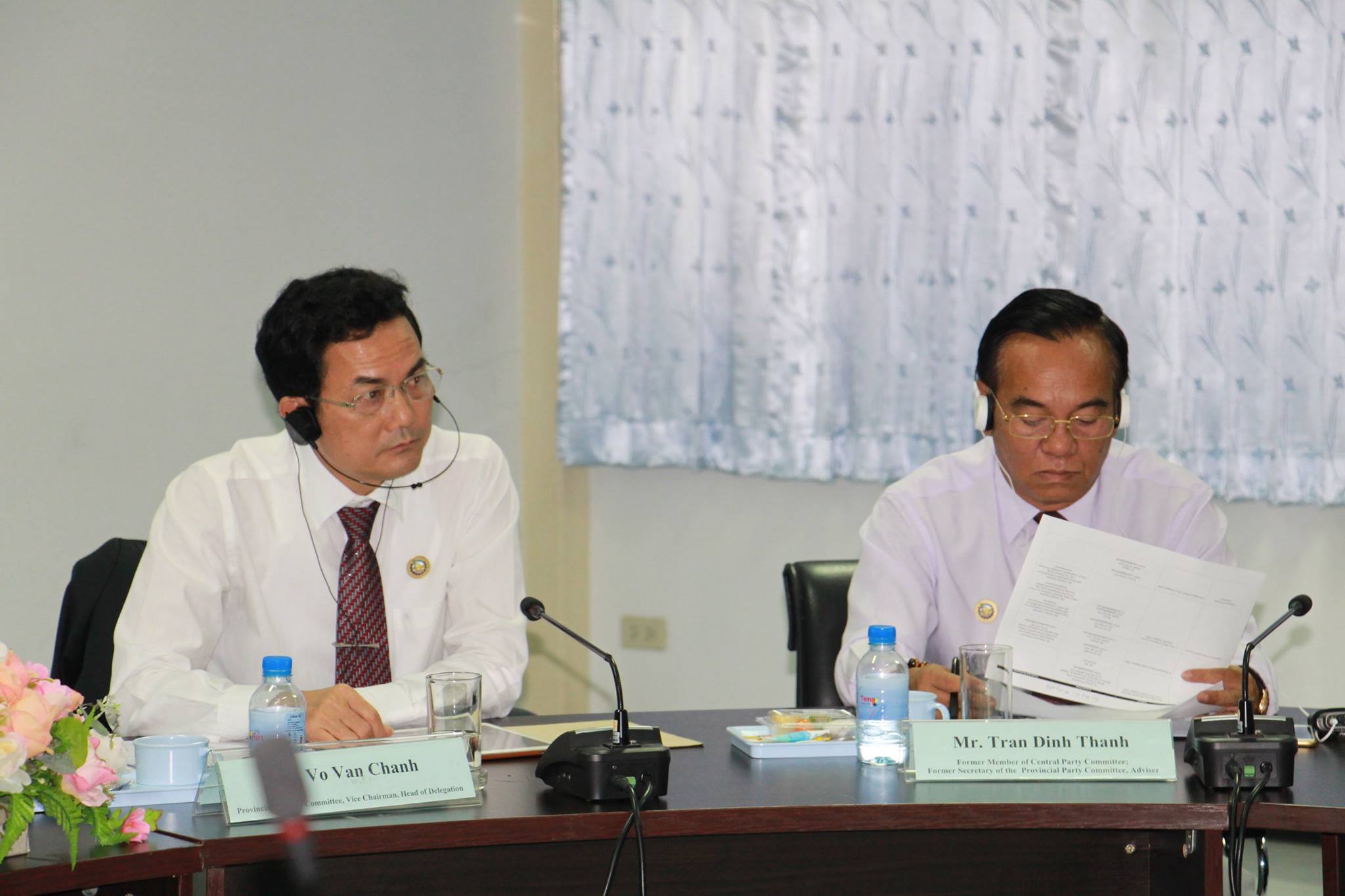 ต้อนรับและประชุมร่วมกับคณะผู้แ..ชมภาพ