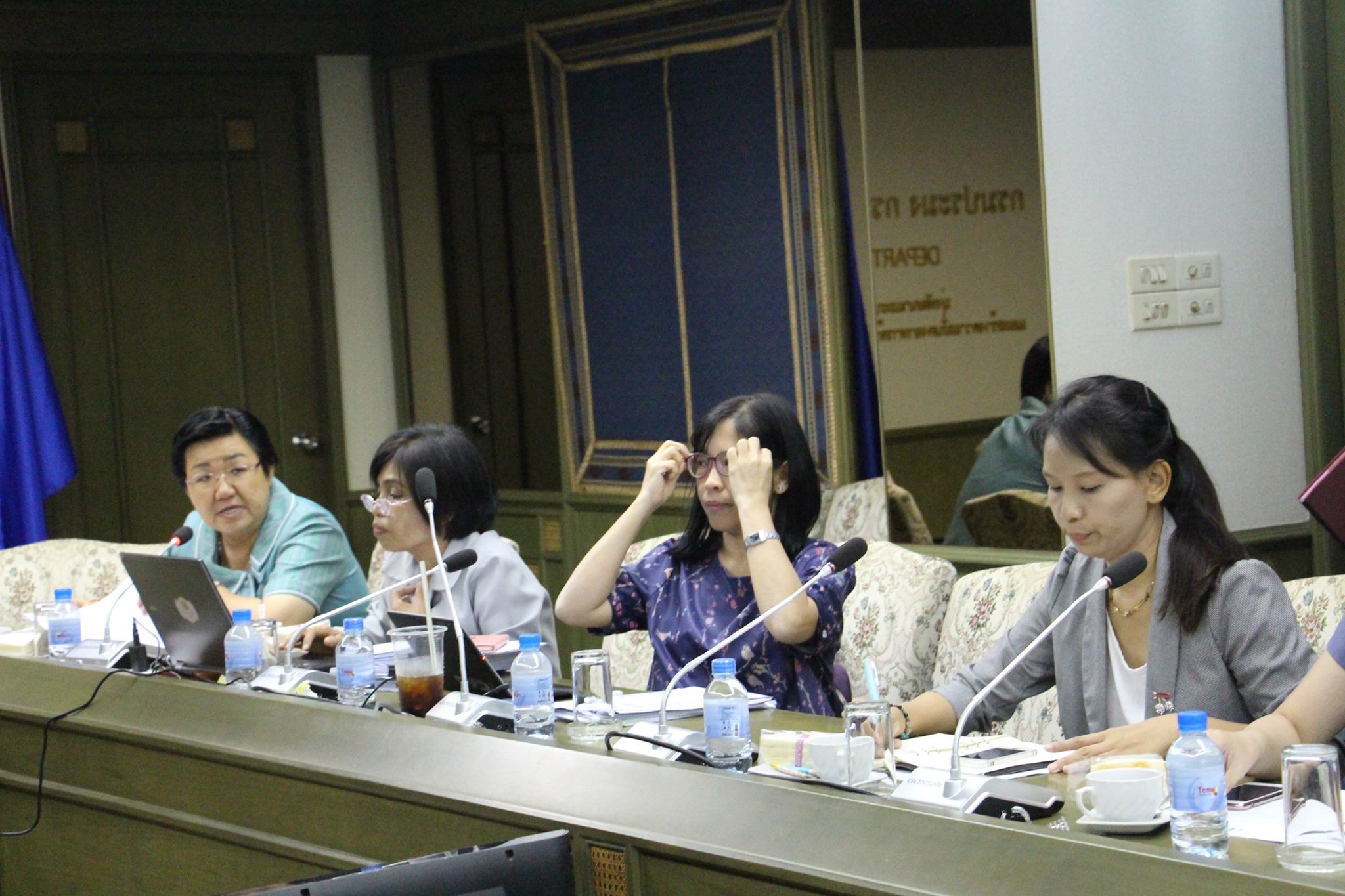 การประชุมการจดทะเบียนเรือขนถ่า..ชมภาพ
