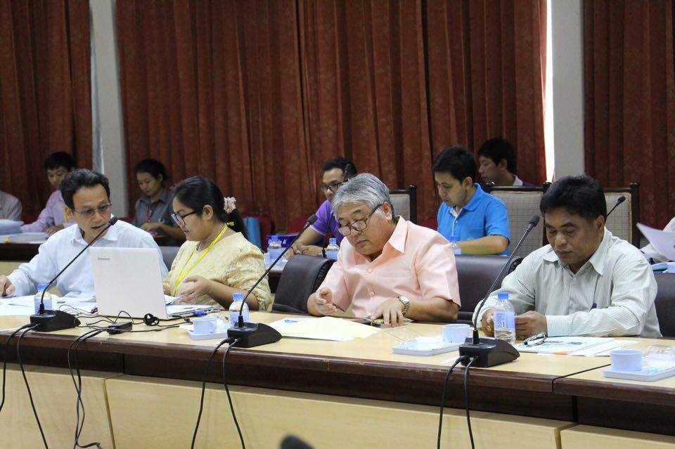 ประชุมคณะกรรมการจัดงานวันประมง..ชมภาพ