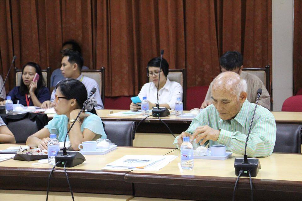 ประชุมคณะกรรมการจัดงานวันประมง..ชมภาพ