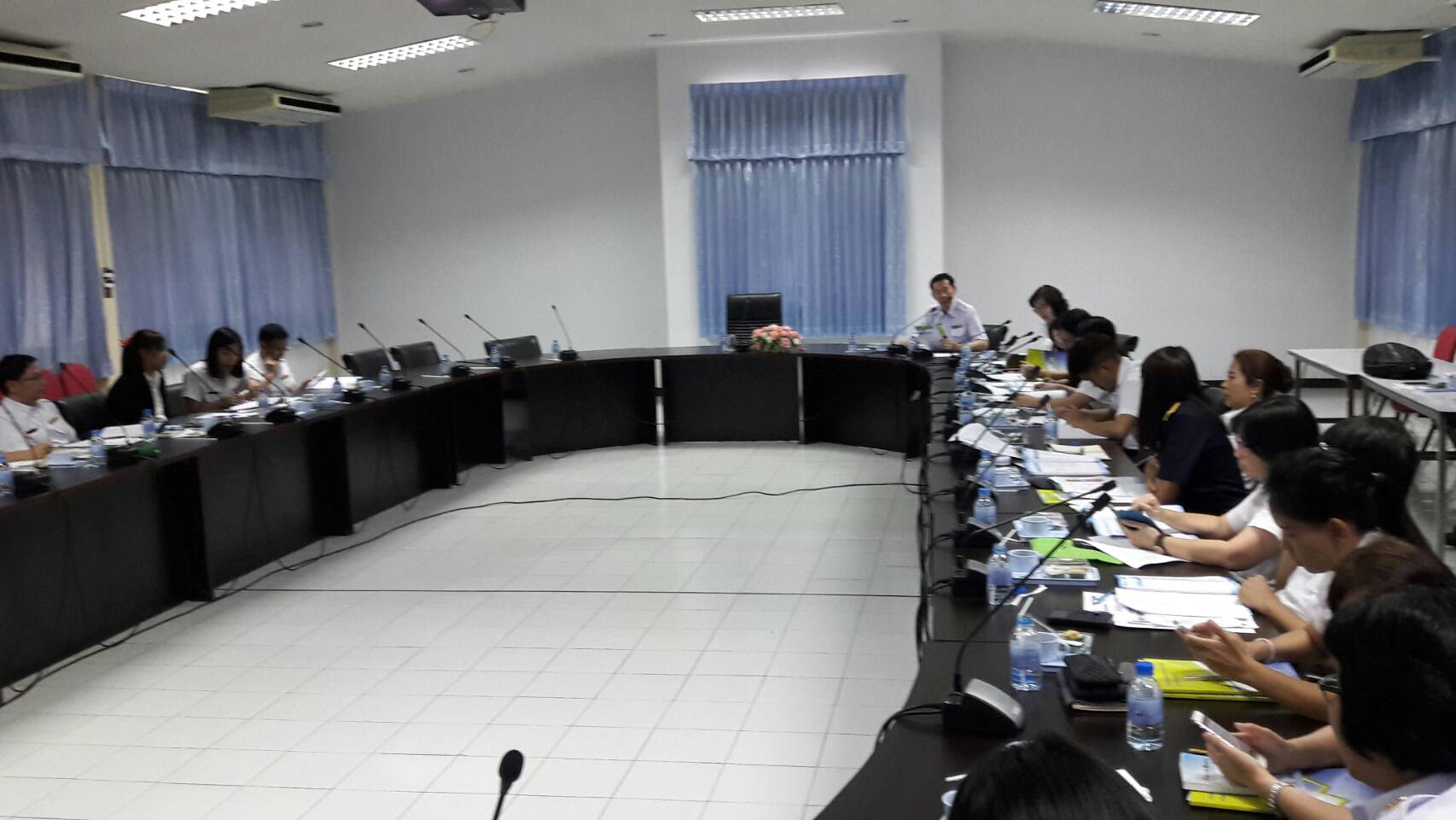 ประชุมคณะทำงานพัฒนาคุณภาพการบร..ชมภาพ