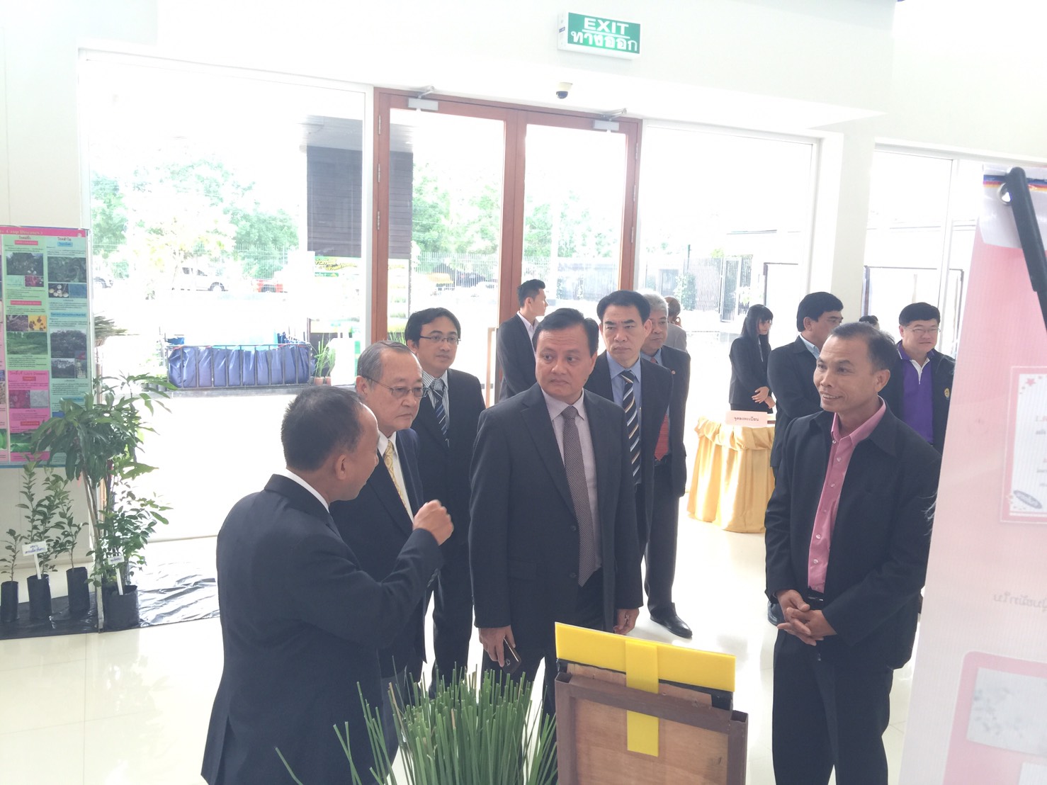 ประชุมสัมมนาการจัดทำแผนและแนวท..ชมภาพ
