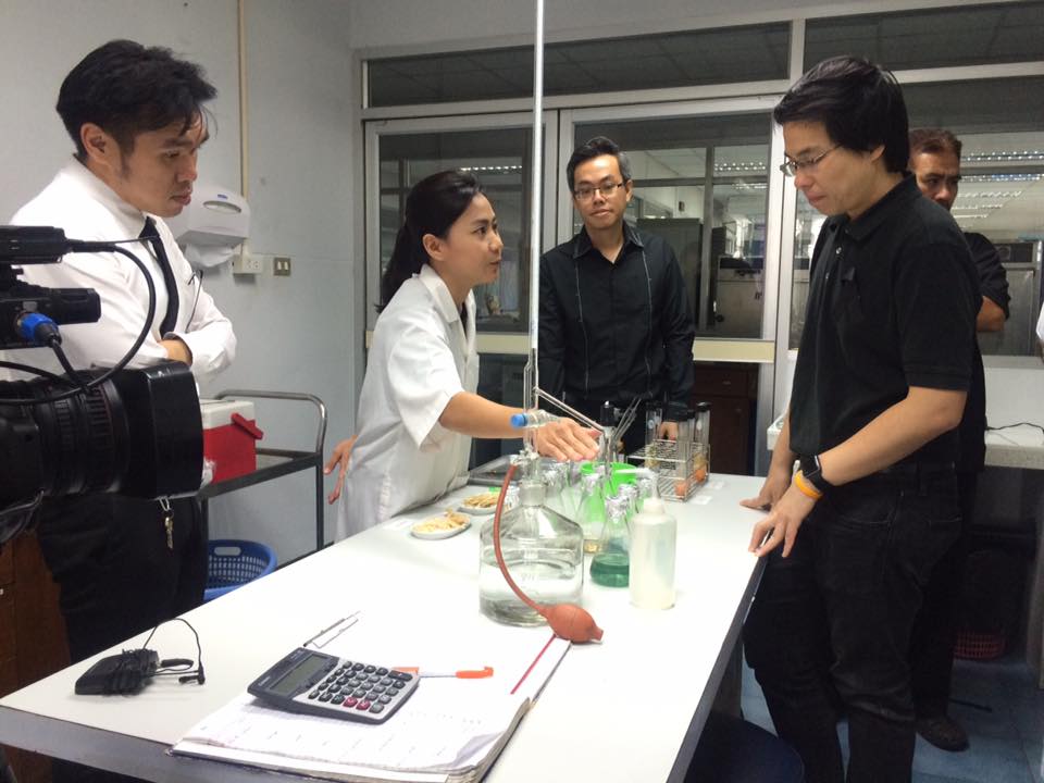 ห้สัมภาษณ์สื่อ ช่อง9 รายการชัว..ชมภาพ