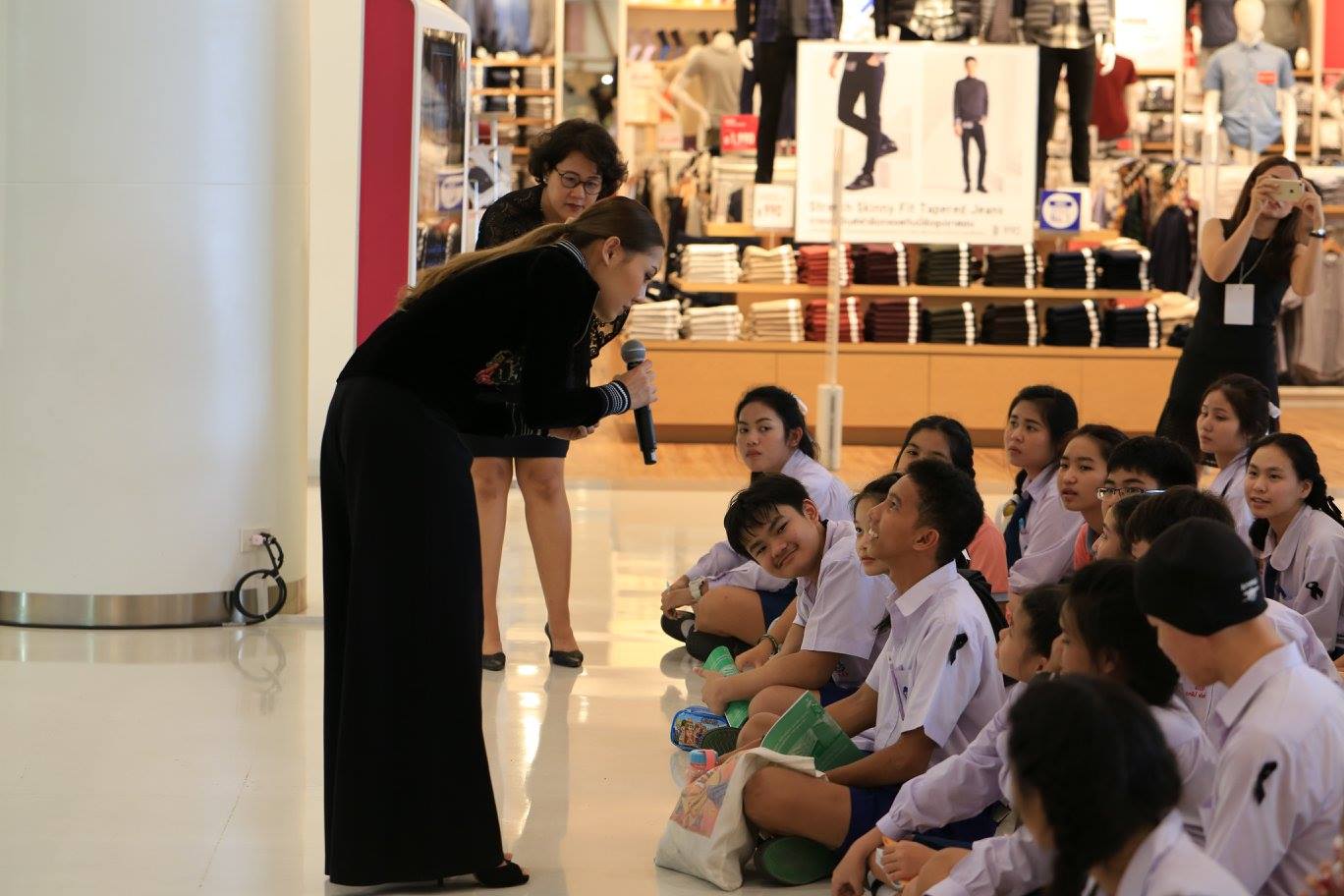 งาน ประมงรำลึก สำนึกในพระมหาก..ชมภาพ