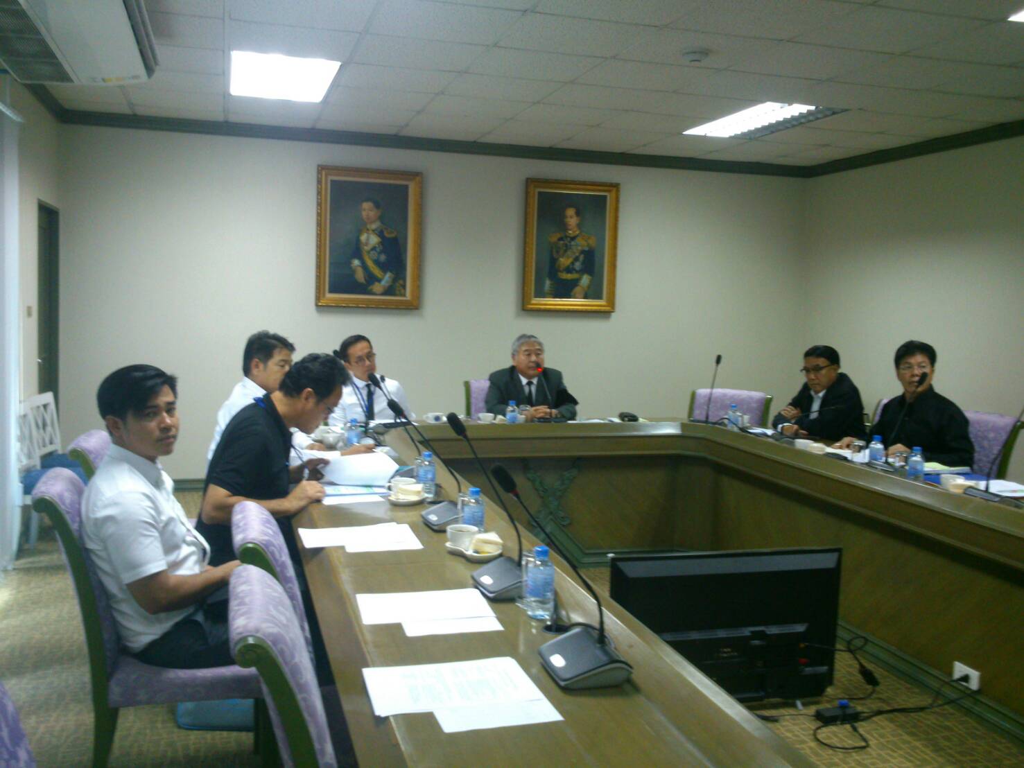 ประชุมทางไกล  Conference การดำ..ชมภาพ