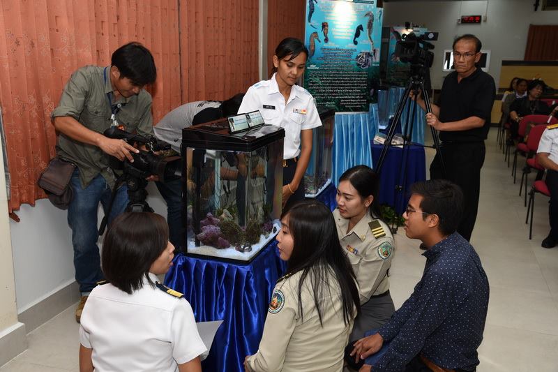 แถลงข่าวพิธีส่งมอบลูกพันธุ์ม้า..ชมภาพ