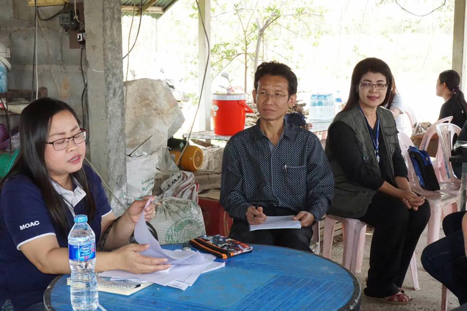 ต้อนรับและคณะกรรมการและสมาชิกโ..ชมภาพ