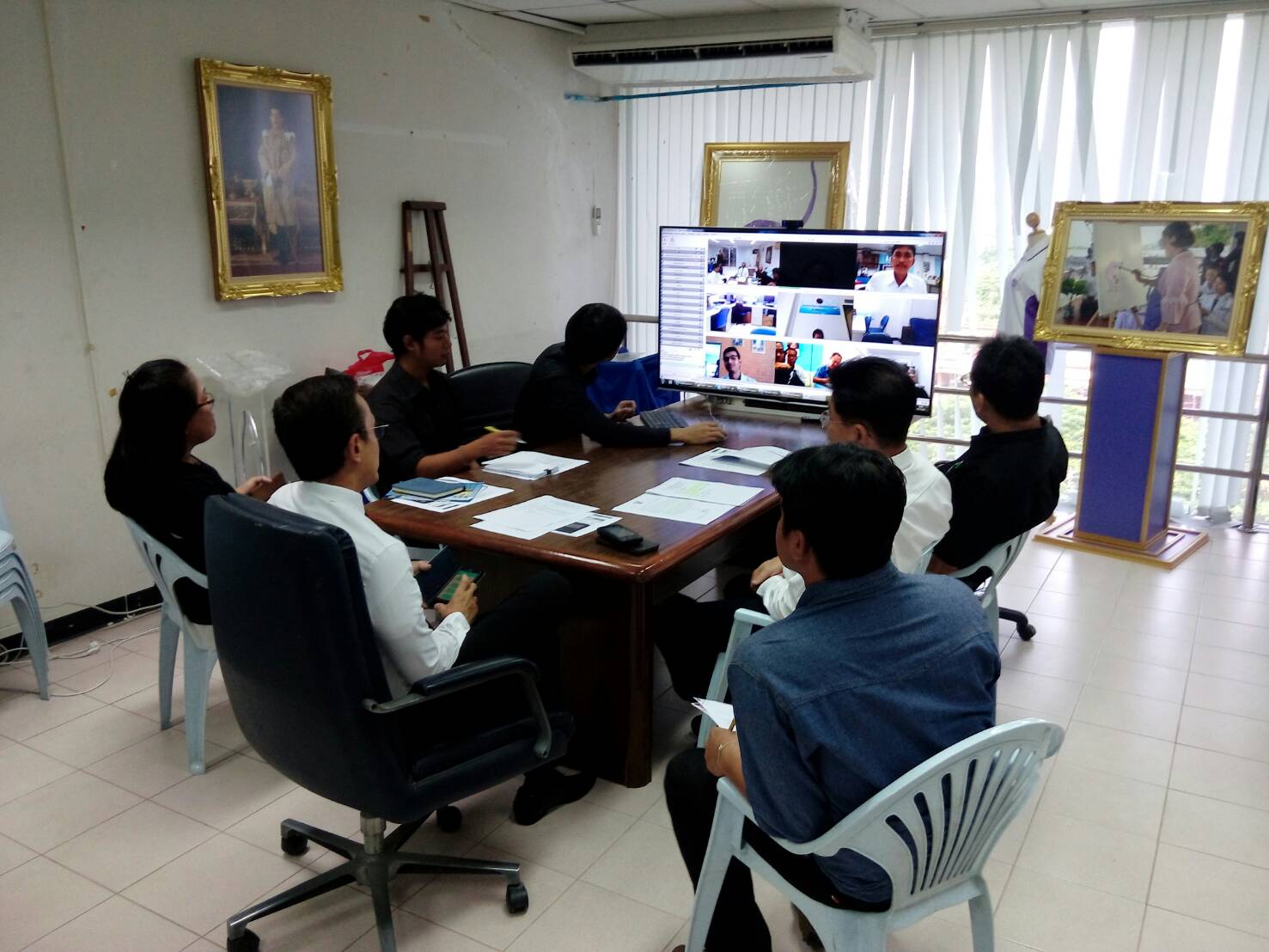 ประชุมทางไกล เรื่องการเตรียมคว..ชมภาพ