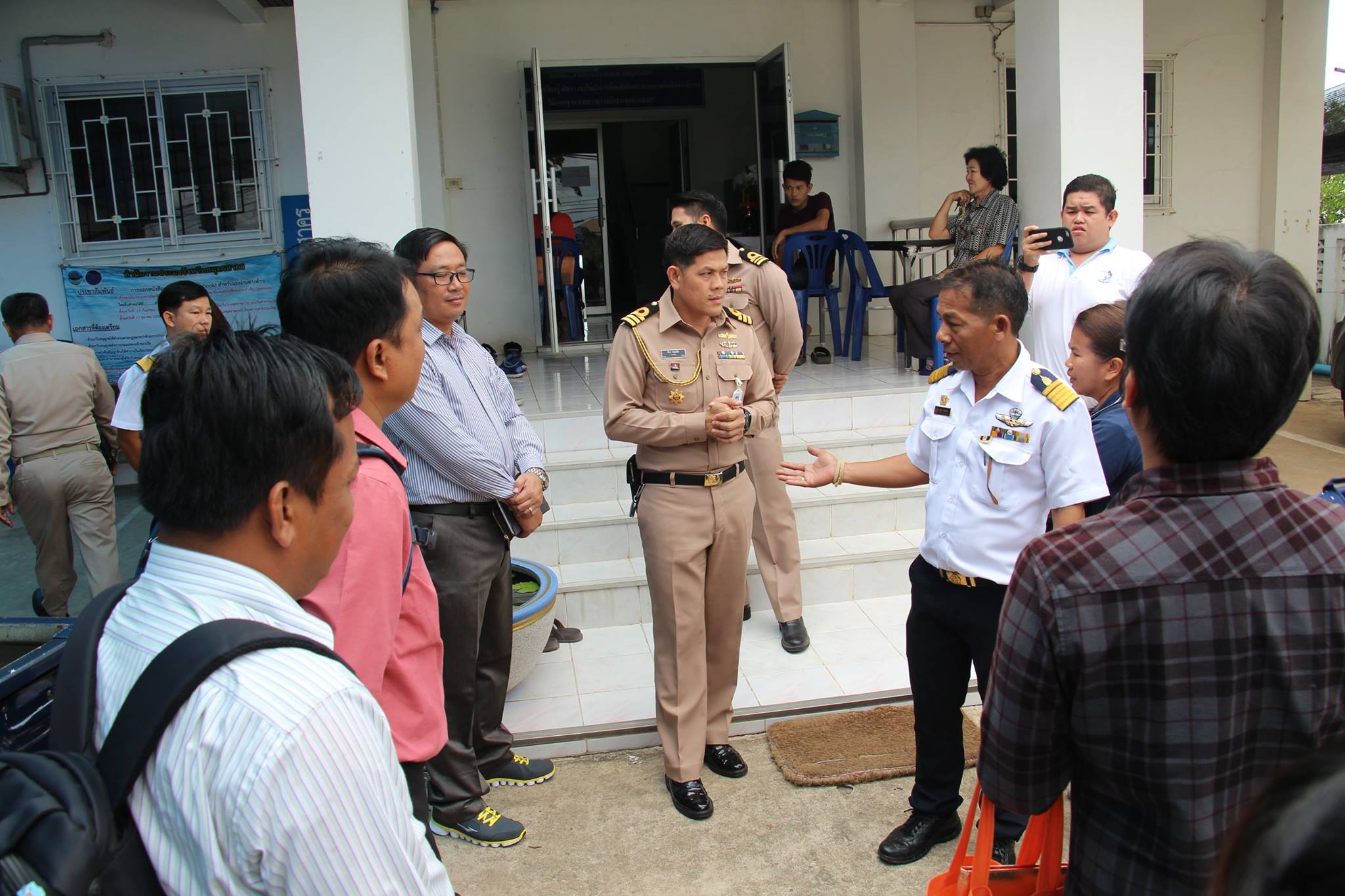 ลงพื้นที่ร่วมประชุมกัน ณ สำนัก..ชมภาพ